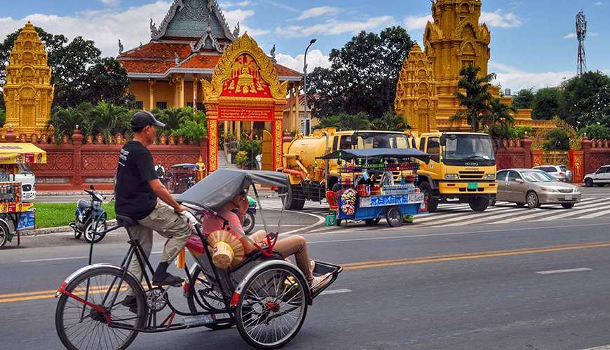 attractions and activities in Phnom Penh