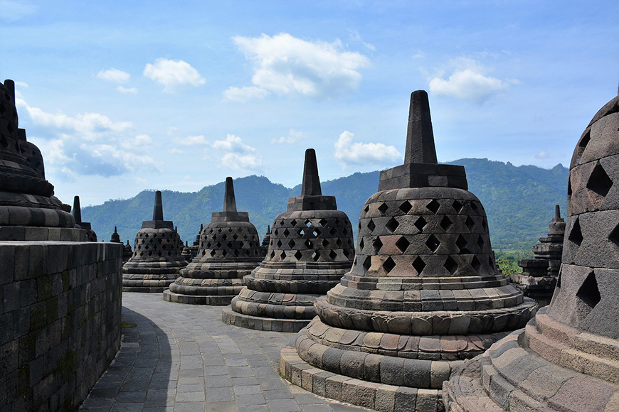 incentive-indonesia-borobudur